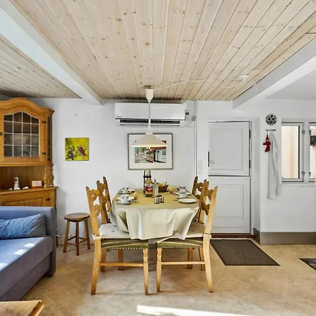 Gorgeous In With Wifi Holiday home